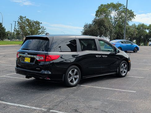 Used 2018 Honda Odyssey Touring image 4