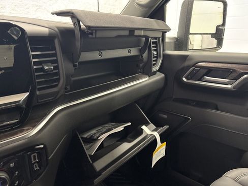 New 2026 Chevrolet Silverado 3500 LTZ w/ LTZ Plus Package image 20