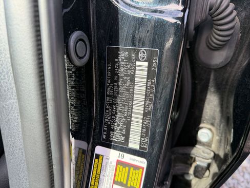 Used 2025 Toyota Camry LE image 27