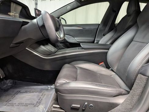 Used 2021 Tesla Model S Plaid image 10