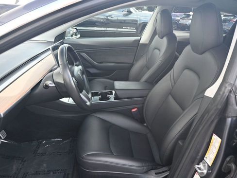 Used 2018 Tesla Model 3 Long Range image 12