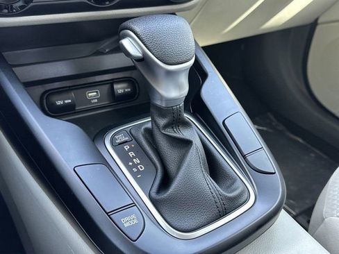 Used 2023 Kia Soul LX FWD image 22