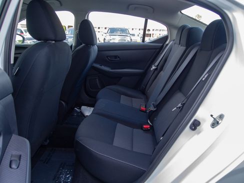 Used 2025 Nissan Sentra SV FWD image 25