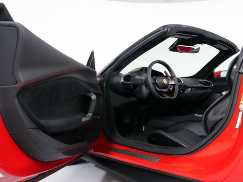 Used 2025 Ferrari 296 GTS RWD image 30
