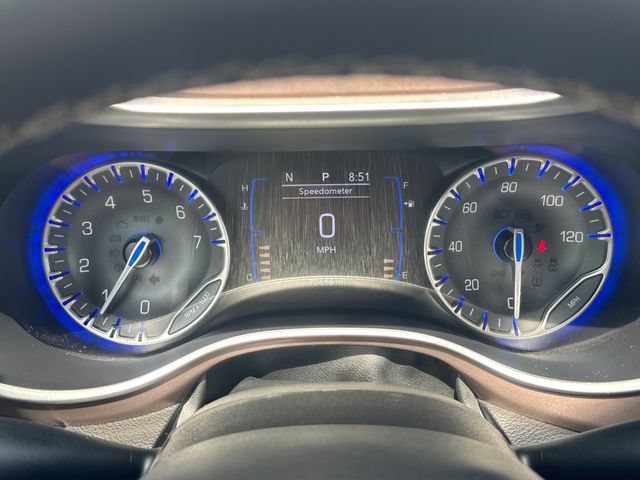 Used 2023 Chrysler Voyager LX FWD image 17
