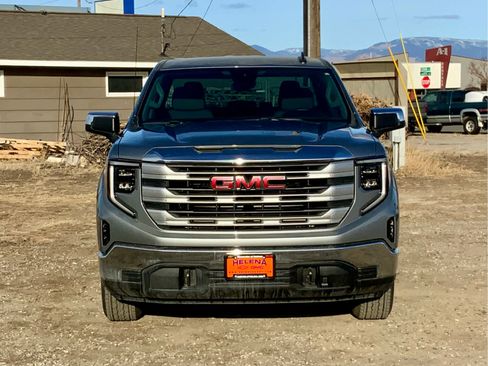 New 2026 GMC Sierra 1500 SLE image 9