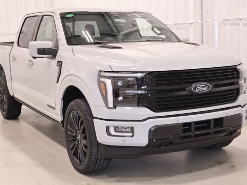 New 2026 Ford F150 Platinum AWD/4WD image 3