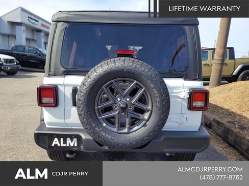 New 2026 Jeep Wrangler Unlimited Sport AWD/4WD image 11