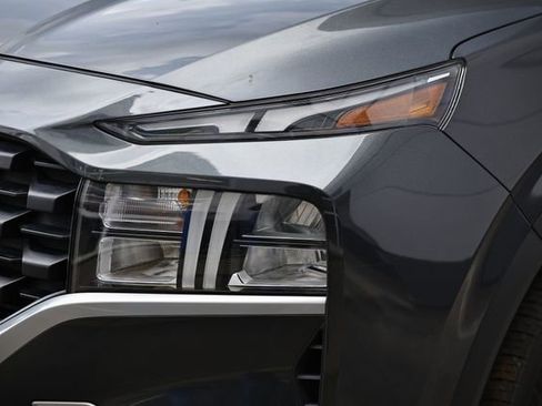 Used 2023 Hyundai Santa Fe SEL w/ Cargo Package image 12