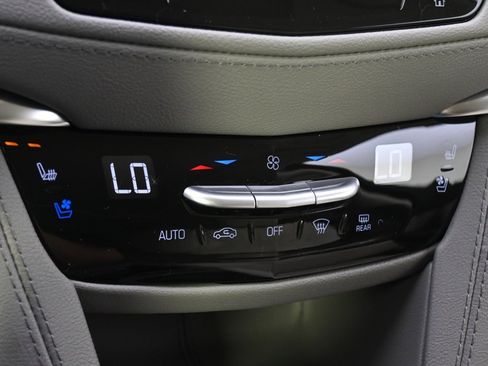 New 2025 Cadillac XT5 Premium Luxury w/ LPO, Floor Liner Package image 29