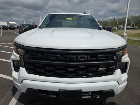 Used 2022 Chevrolet Silverado 1500 Custom image 3