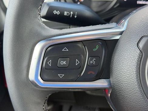 Certified 2025 Jeep Wrangler Unlimited Sahara AWD/4WD image 15