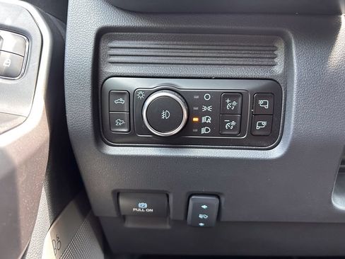 New 2026 Ford F250 Lariat w/ Black Appearance Package AWD/4WD image 32