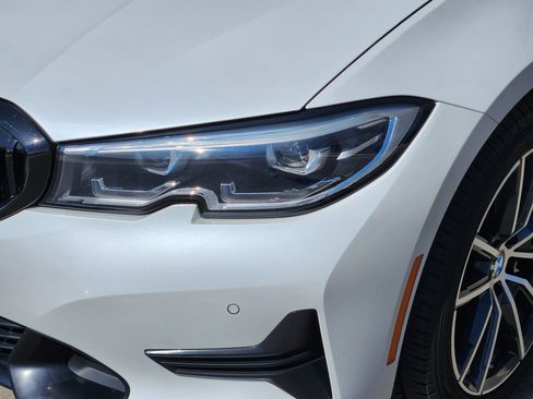 Used 2019 BMW 330i xDrive Sedan w/ Convenience Package AWD/4WD image 7