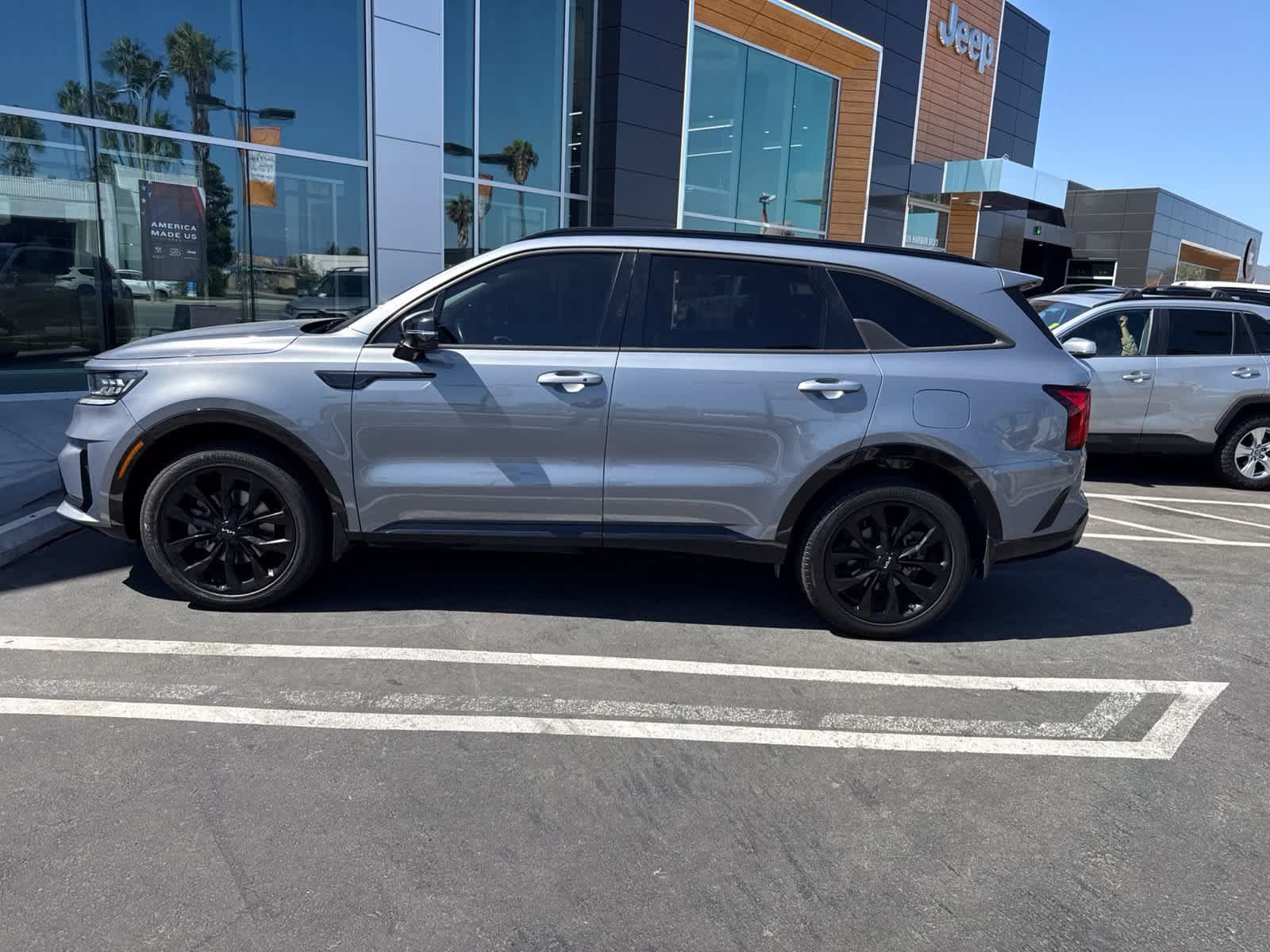 Used 2023 Kia Sorento SX AWD/4WD image 15
