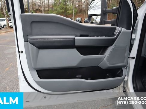 Used 2025 Ford F350 XLT image 12