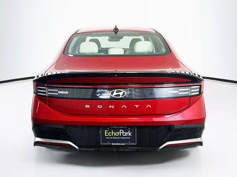 Used 2025 Hyundai Sonata SEL FWD image 7