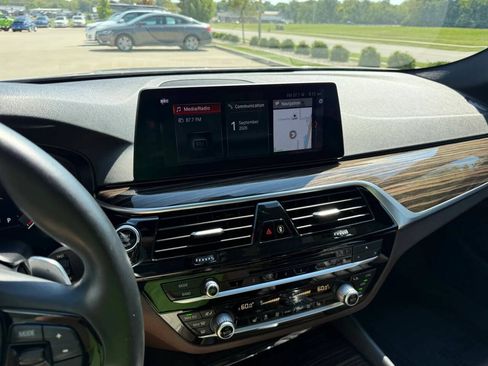 Used 2017 BMW 530i xDrive AWD/4WD image 20