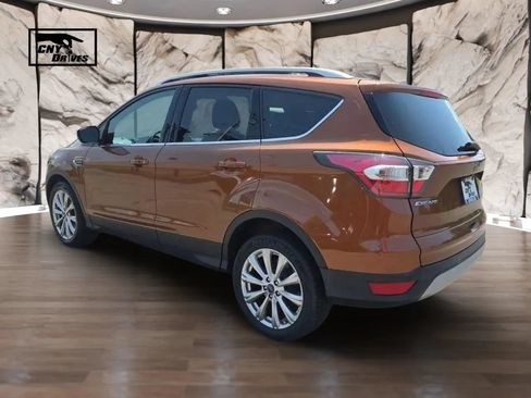 Used 2017 Ford Escape Titanium AWD/4WD image 7
