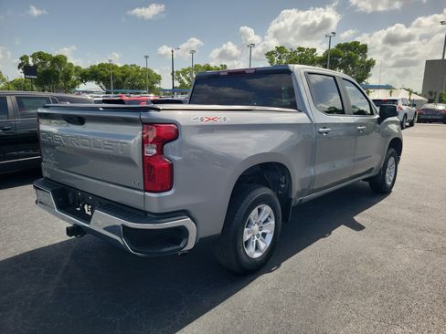 Used 2024 Chevrolet Silverado 1500 LT AWD/4WD image 4