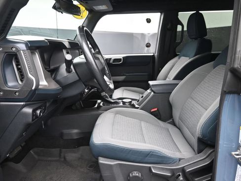 Used 2023 Ford Bronco 4-Door AWD/4WD image 15