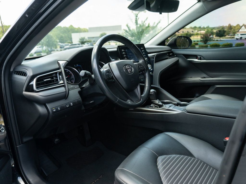 Used 2024 Toyota Camry SE FWD image 11