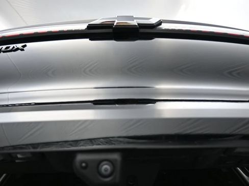 Used 2024 Chevrolet Equinox EV RS FWD image 26