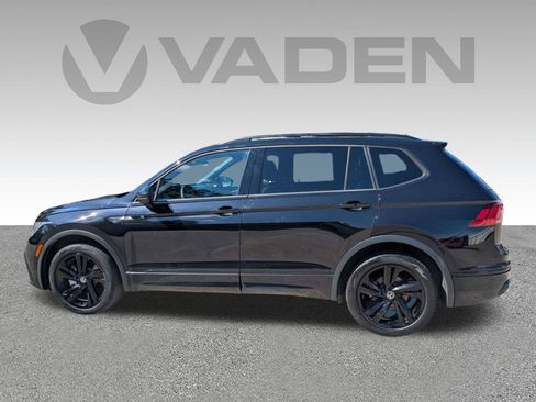 Used 2023 Volkswagen Tiguan SE R-Line FWD image 30