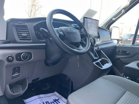 Used 2024 Ford Transit 350 XLT RWD image 17