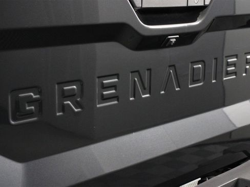 Used 2024 INEOS Grenadier Fieldmaster Edition image 18