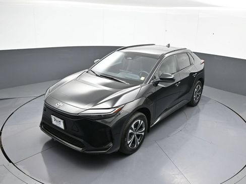 Certified 2024 Toyota bZ4X AWD w/ Weather Package image 34