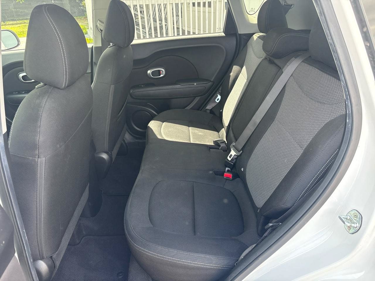 Used 2018 Kia Soul + FWD image 16