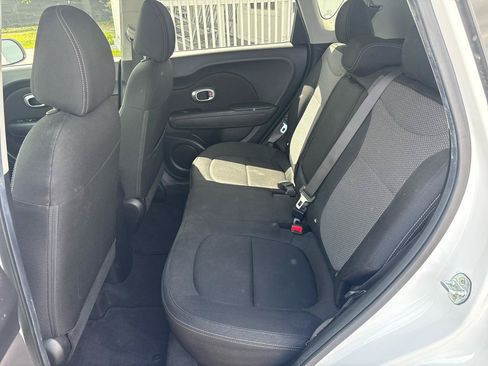 Used 2018 Kia Soul + FWD image 16