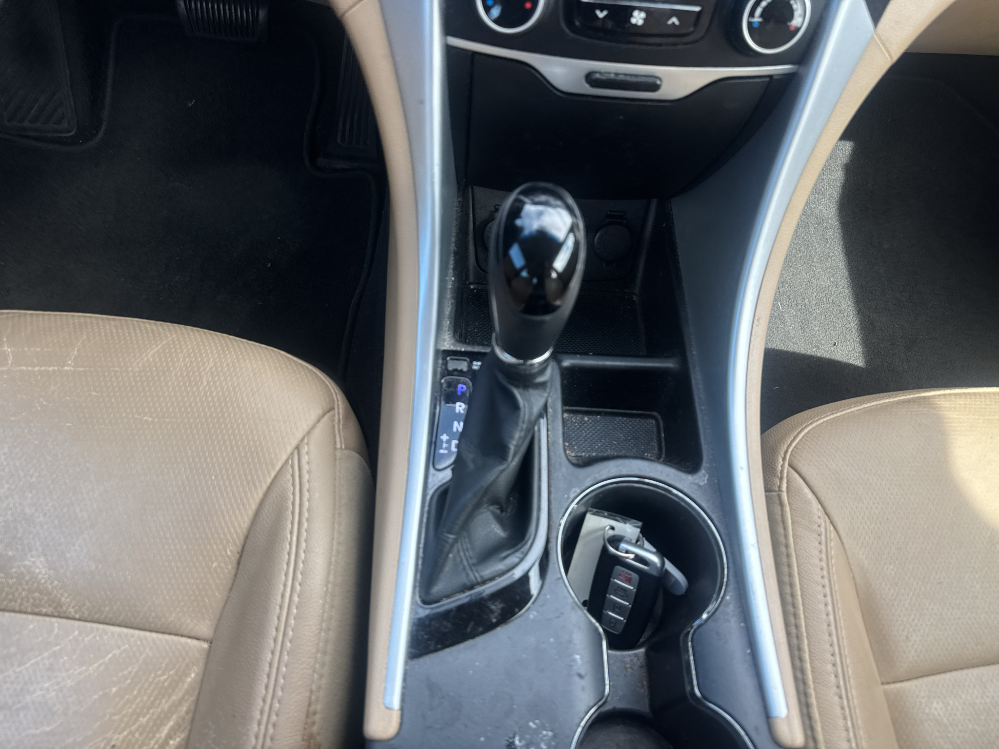 Used 2013 Hyundai Sonata Limited w/ Premium Pkg FWD image 14