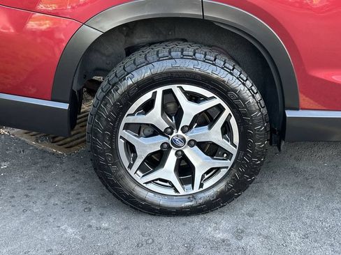 Certified 2021 Subaru Forester Premium AWD/4WD image 12