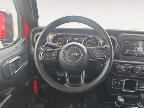 Used 2018 Jeep Wrangler Unlimited Sport image 13