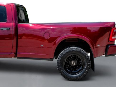 Used 2024 RAM 3500 Tradesman w/ Chrome Appearance Group AWD/4WD image 12