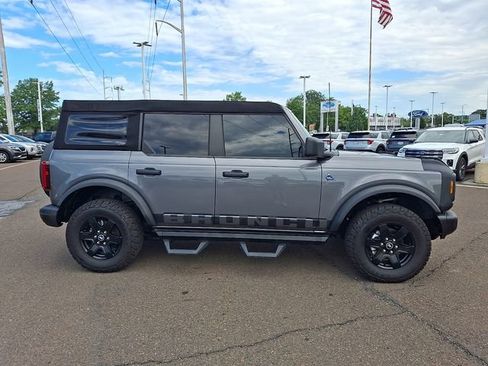 Used 2023 Ford Bronco Black Diamond AWD/4WD image 7