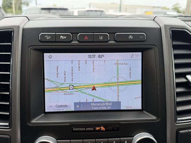 Used 2020 Ford Expedition XLT w/ Equipment Group 202A AWD/4WD image 28