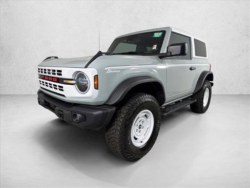 Used 2024 Ford Bronco Heritage Edition AWD/4WD image 8