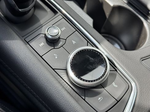 New 2025 Cadillac XT6 Sport w/ Technology Package image 27