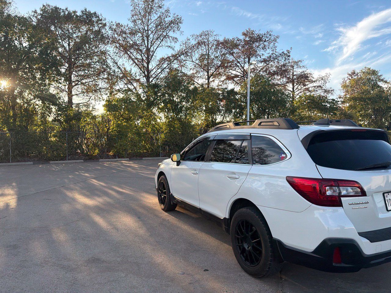 Used 2018 Subaru Outback 2.5i Limited AWD/4WD image 7