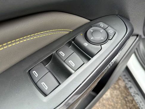 New 2026 Chevrolet Trax ACTIV w/ Sunroof Package FWD image 13
