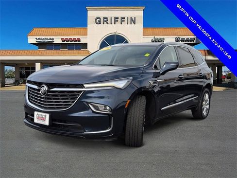 Used 2023 Buick Enclave Premium w/ Experience Buick Package image 11