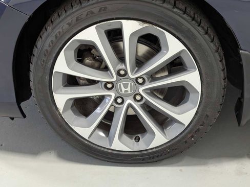 Used 2015 Honda Accord Sport image 3