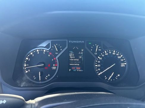 Used 2022 Toyota Tundra SR5 AWD/4WD image 14