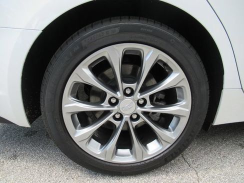 Used 2024 Cadillac CT5 Premium Luxury RWD image 9