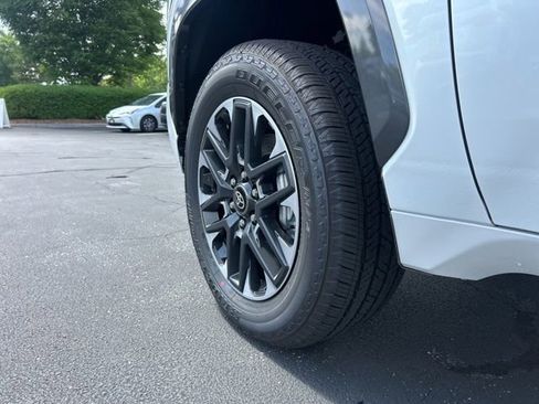 New 2026 Toyota Tundra Limited AWD/4WD image 11