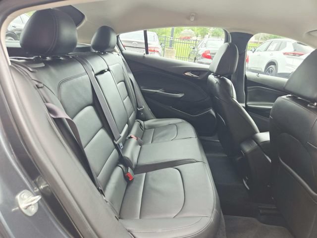 Used 2017 Chevrolet Cruze Premier FWD image 19