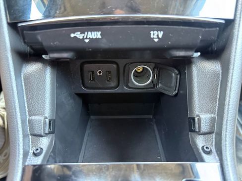 Used 2022 Buick Encore Preferred w/ Safety Package AWD/4WD image 11